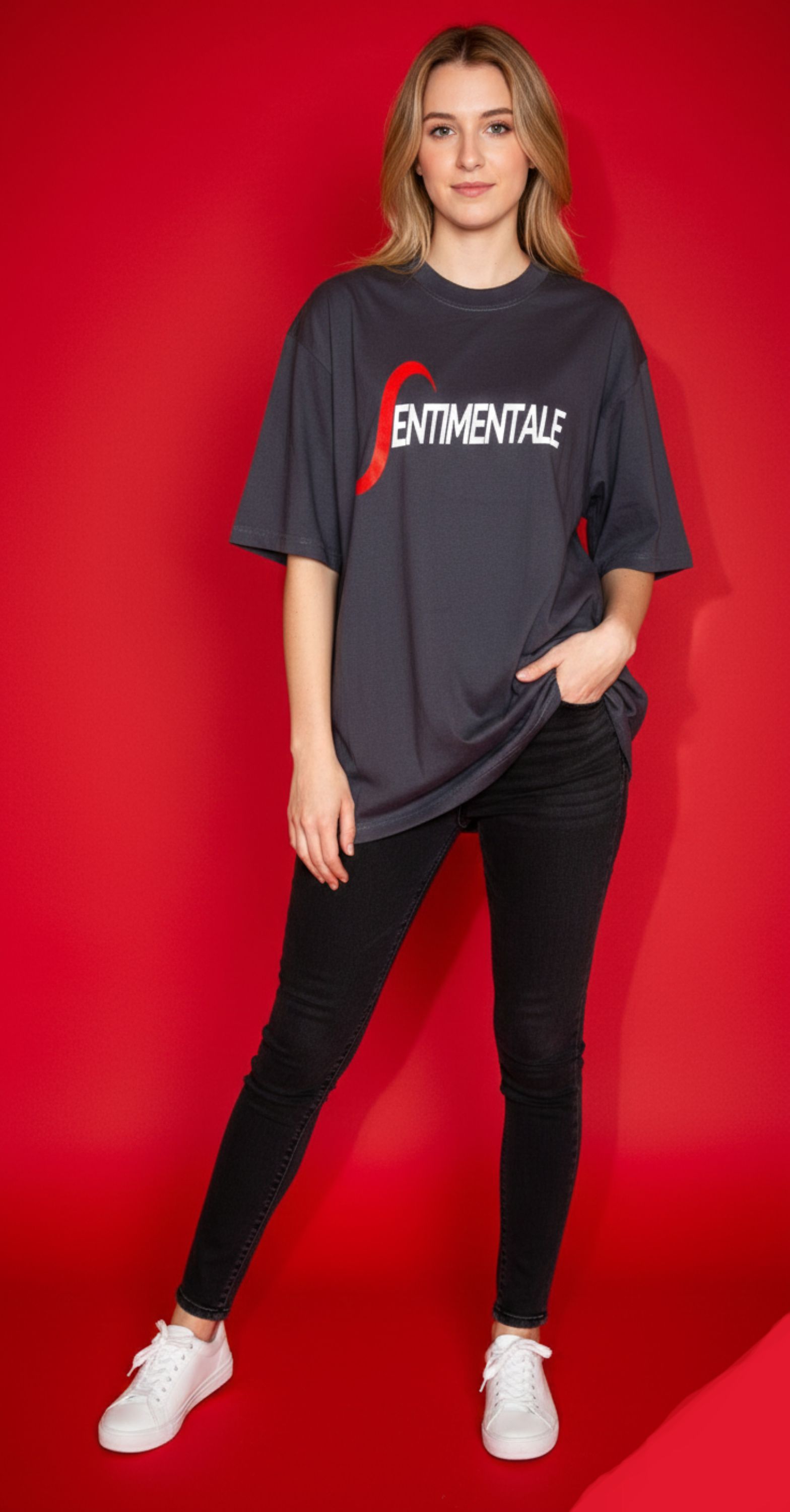 T-shirt gris foncé